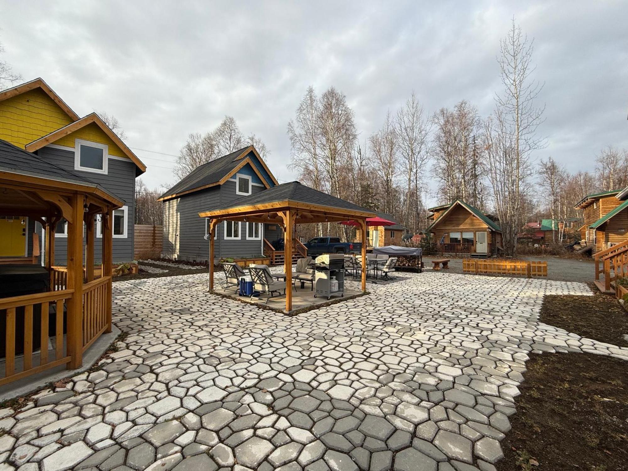 Talkeetna Log Cabin With Hot Tub Unit 2 エクステリア 写真